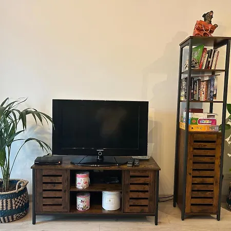 Garden Spot And Parking شقة كراكوفيا