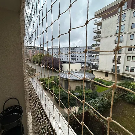 公寓 Garden Spot And Parking
